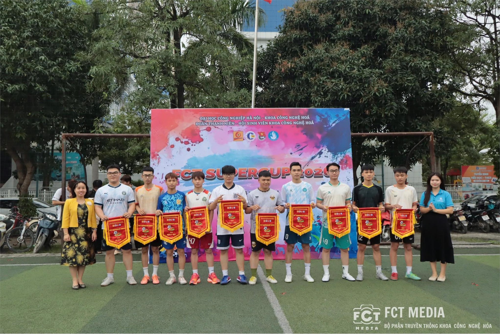 GIẢI BÓNG ĐÁ NAM SINH VIÊN KHOA CÔNG NGHỆ HÓA