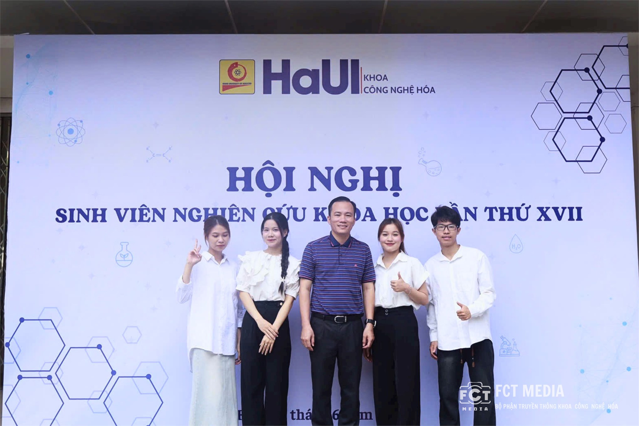 NGHIỆM THU ĐỀ TÀI SINH VIÊN NGHIÊN CỨU KHOA HỌC NĂM HỌC 2025-2026