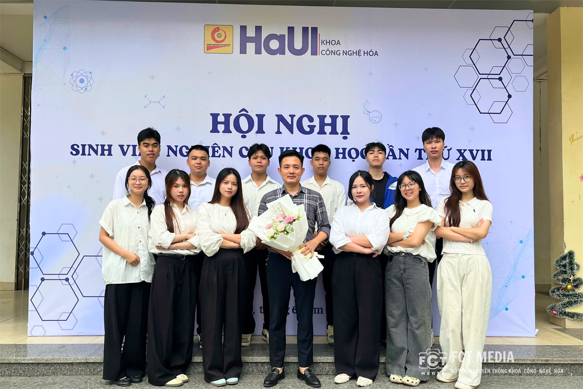 NGHIỆM THU ĐỀ TÀI SINH VIÊN NGHIÊN CỨU KHOA HỌC NĂM HỌC 2025-2026