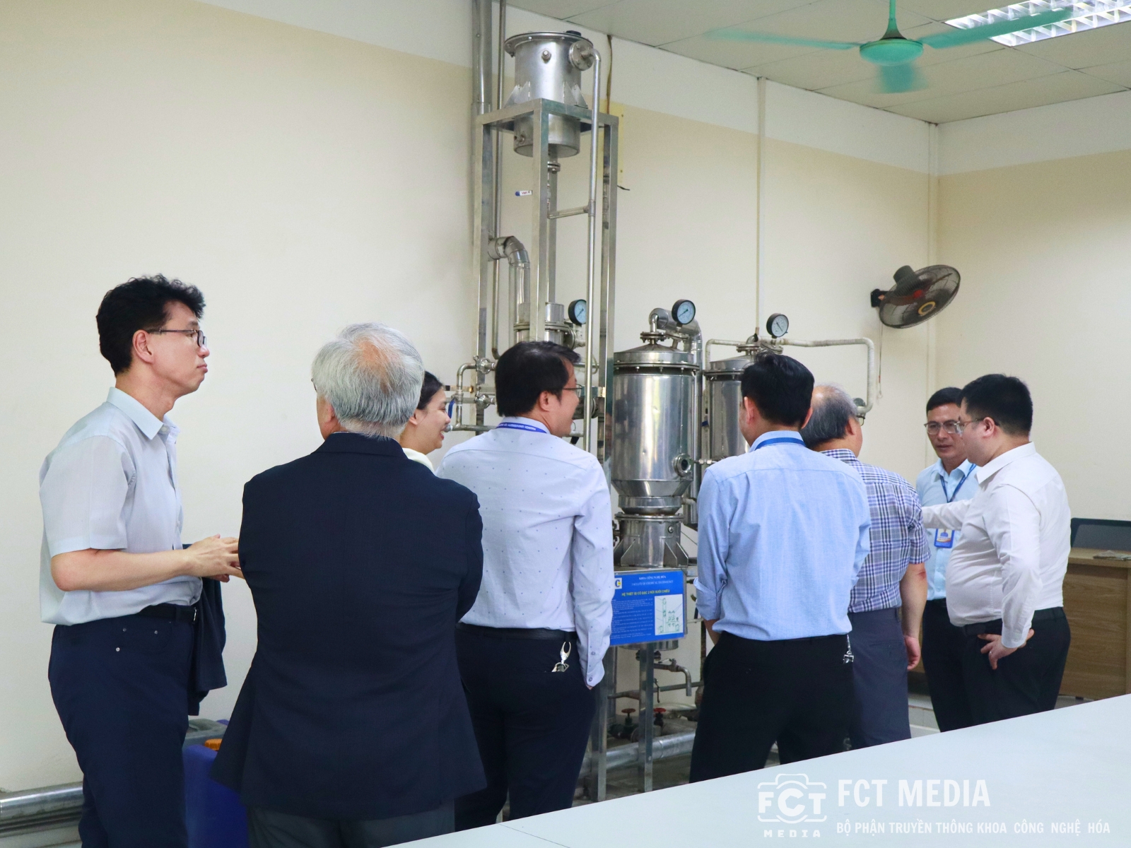 CÁNH CỬA HÀN QUỐC RỘNG MỞ CHO SINH VIÊN KHOA CÔNG NGHỆ HÓA