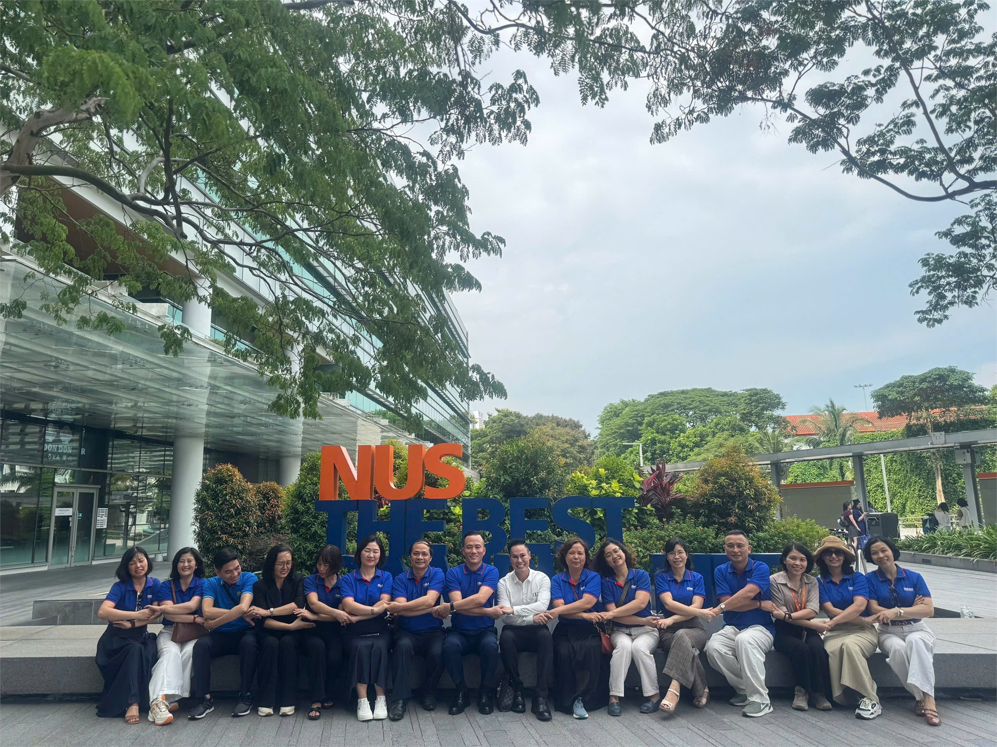 Đoàn giảng viên Khoa Công nghệ Hóa tham quan, học tập và trải nghiệm tại Trường Đại học Quốc gia Singapore